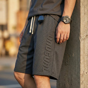 [Leve 4, Pague 2] Bermuda Alpha Masculina em Poliéster Microperfurado e Malha Respirável com Logo Lateral em Relevo 3D + BRINDES