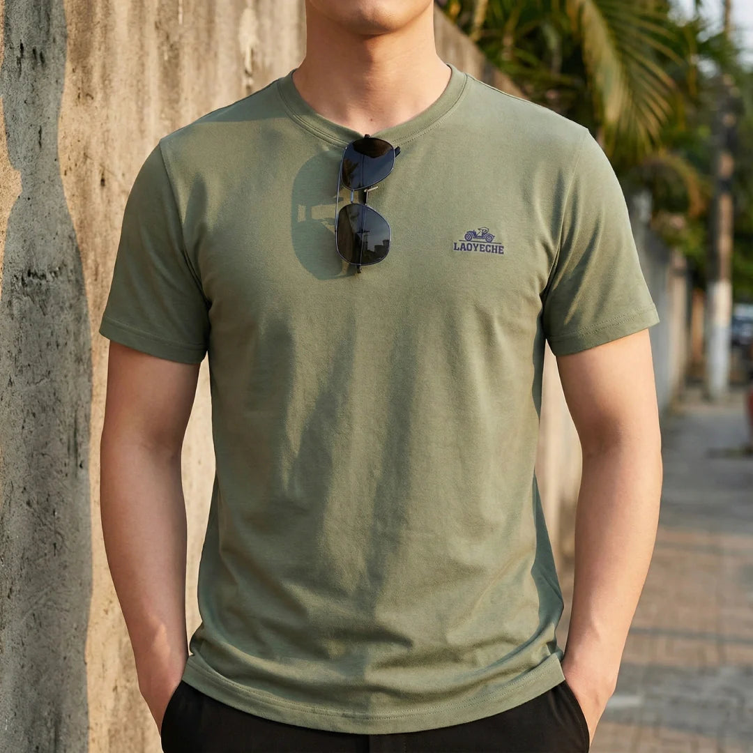 [Pague 2, Leve 4!] Camiseta Masculina Vortis em Poliamida High-Tech e Elastano Blindado de Alta Dissipação de Calor + BRINDES: 3 Bermudas e Óculos de Sol
